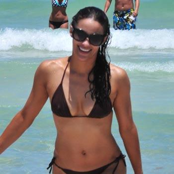 alisia schmidt recommends Paula Patton Bikini