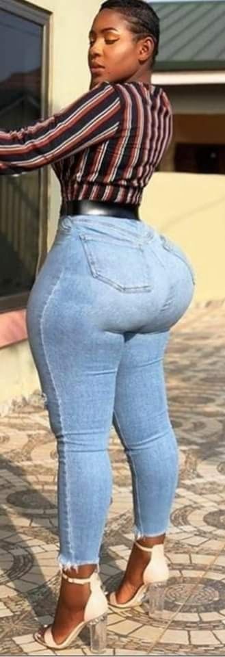 alison dray add photo phat booty in jeans