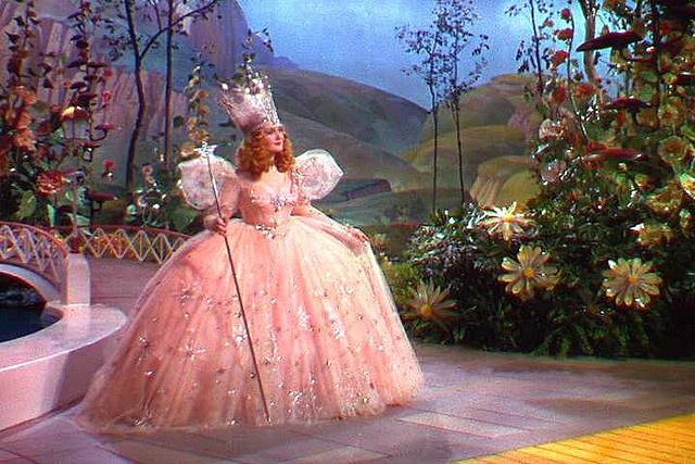claire igoe recommends Pics Of Glinda The Good Witch