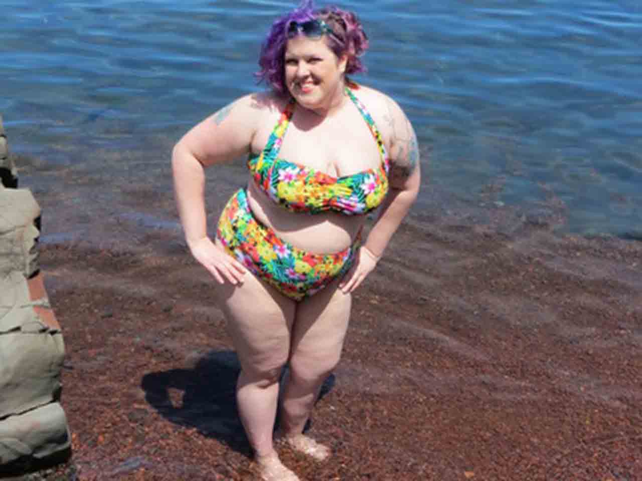 pictures of fat women in bikinis