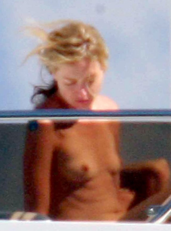 anele sibisi recommends Portia De Rossi Topless
