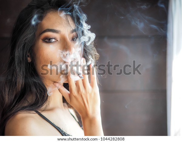 Pretty Girls Smoking Cigarettes be true
