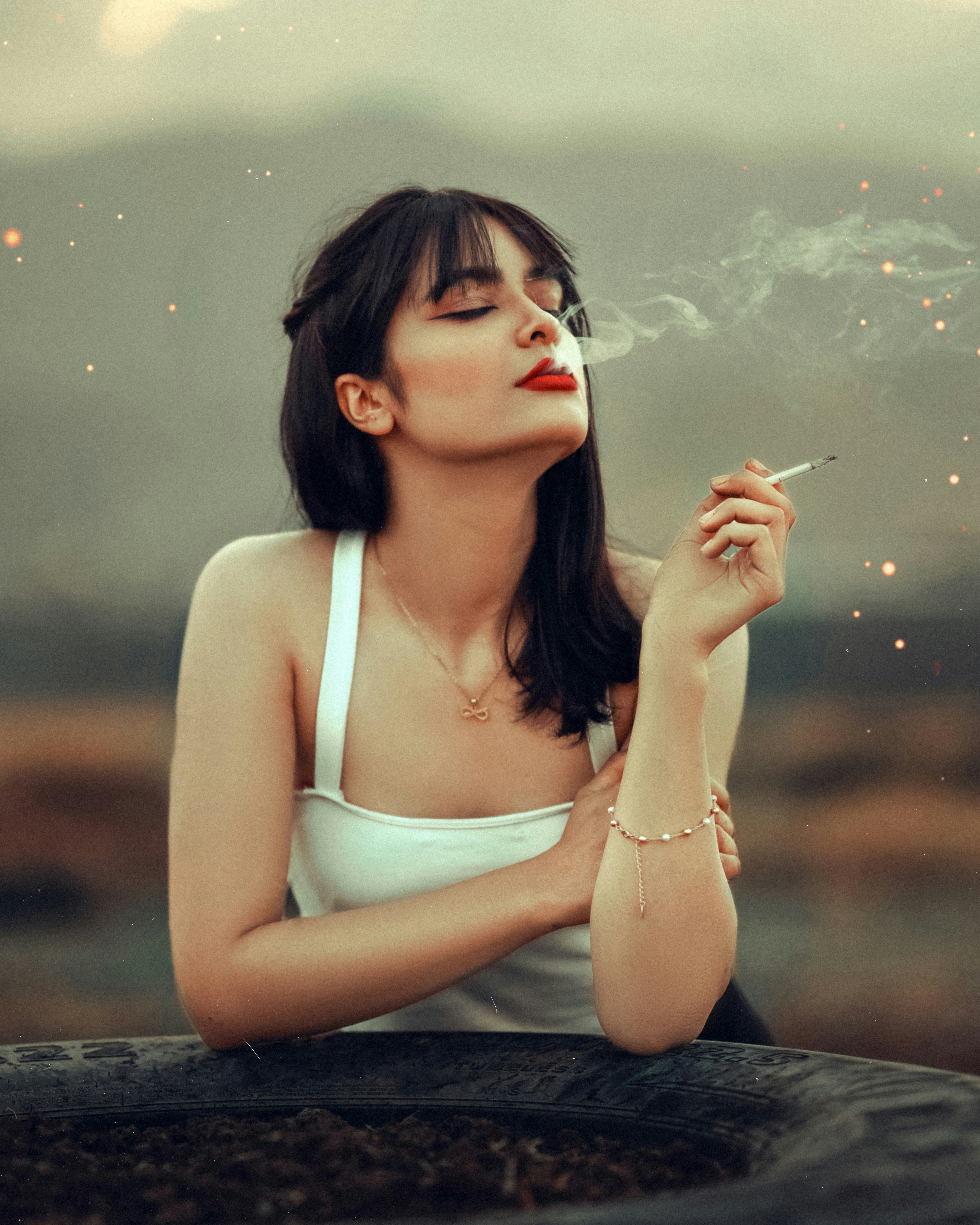 craig millson recommends Pretty Girls Smoking Cigarettes