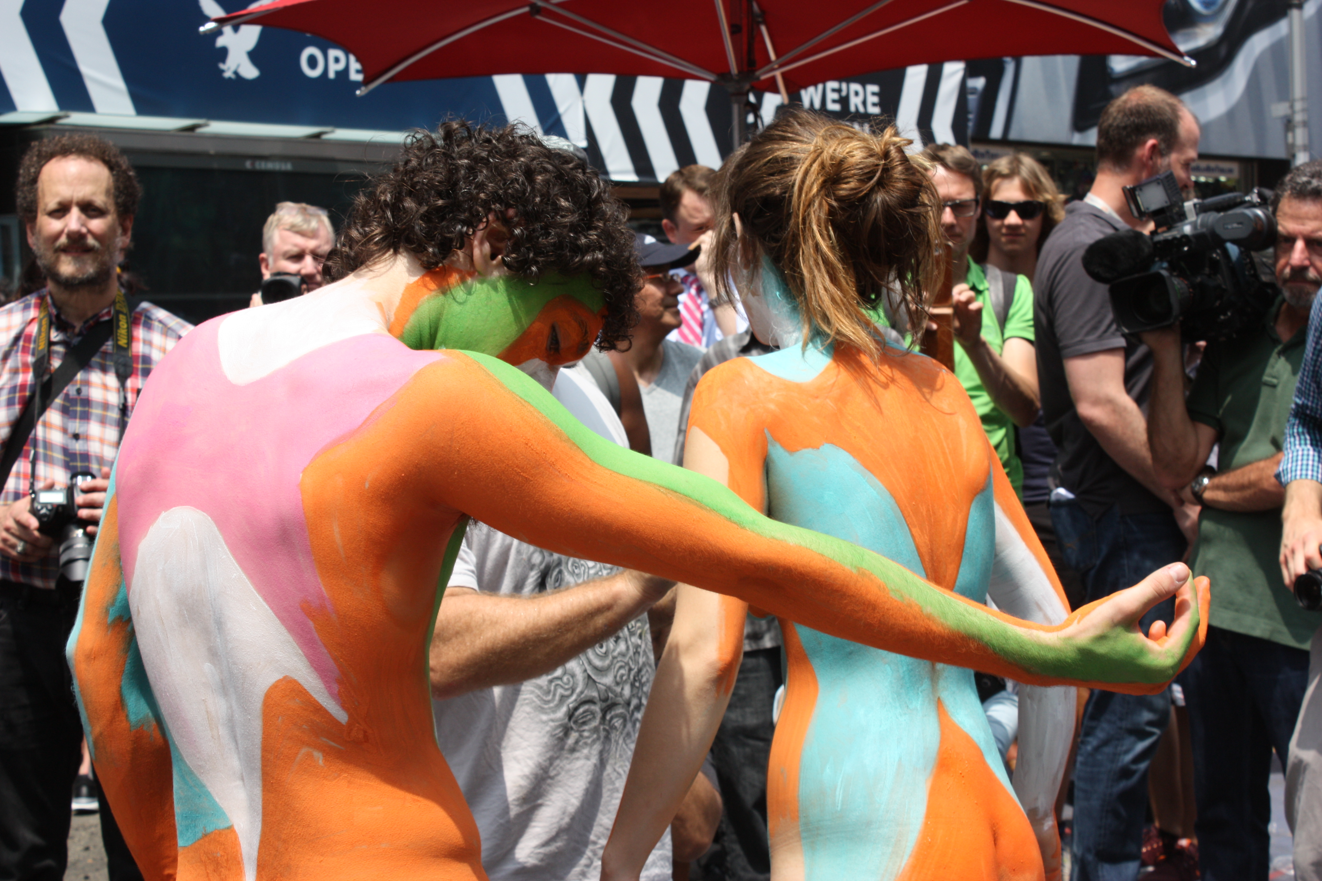 bob pochon recommends Public Nude Body Painting