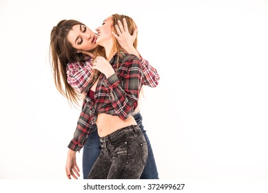 austin hewlett share sexy girl groped by group