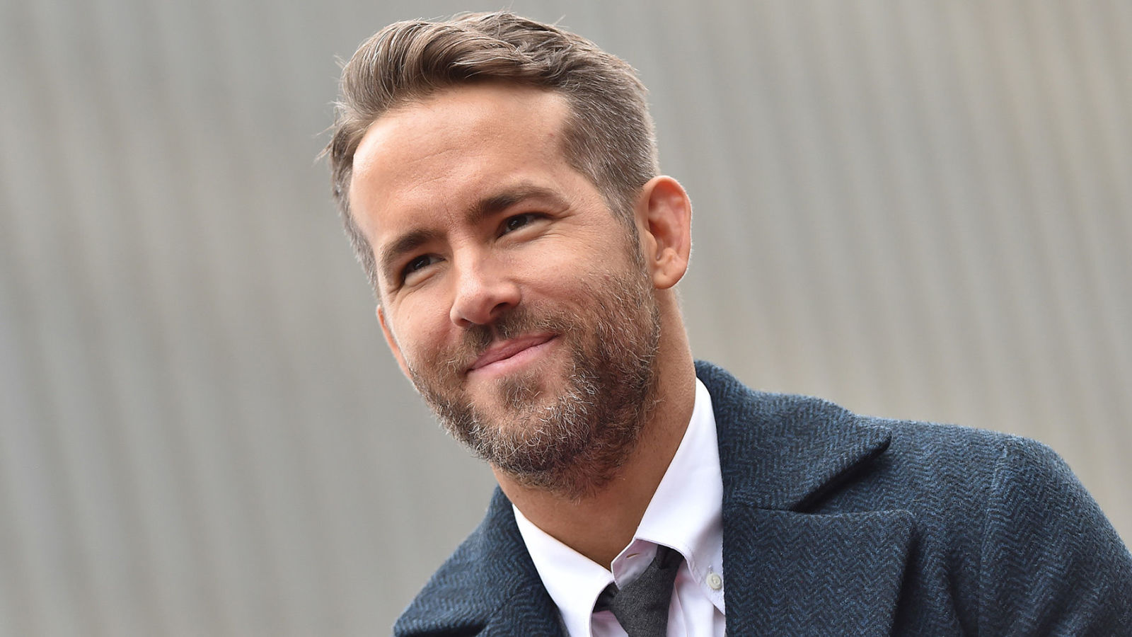 bryan fooks recommends ryan reynolds jerking off pic