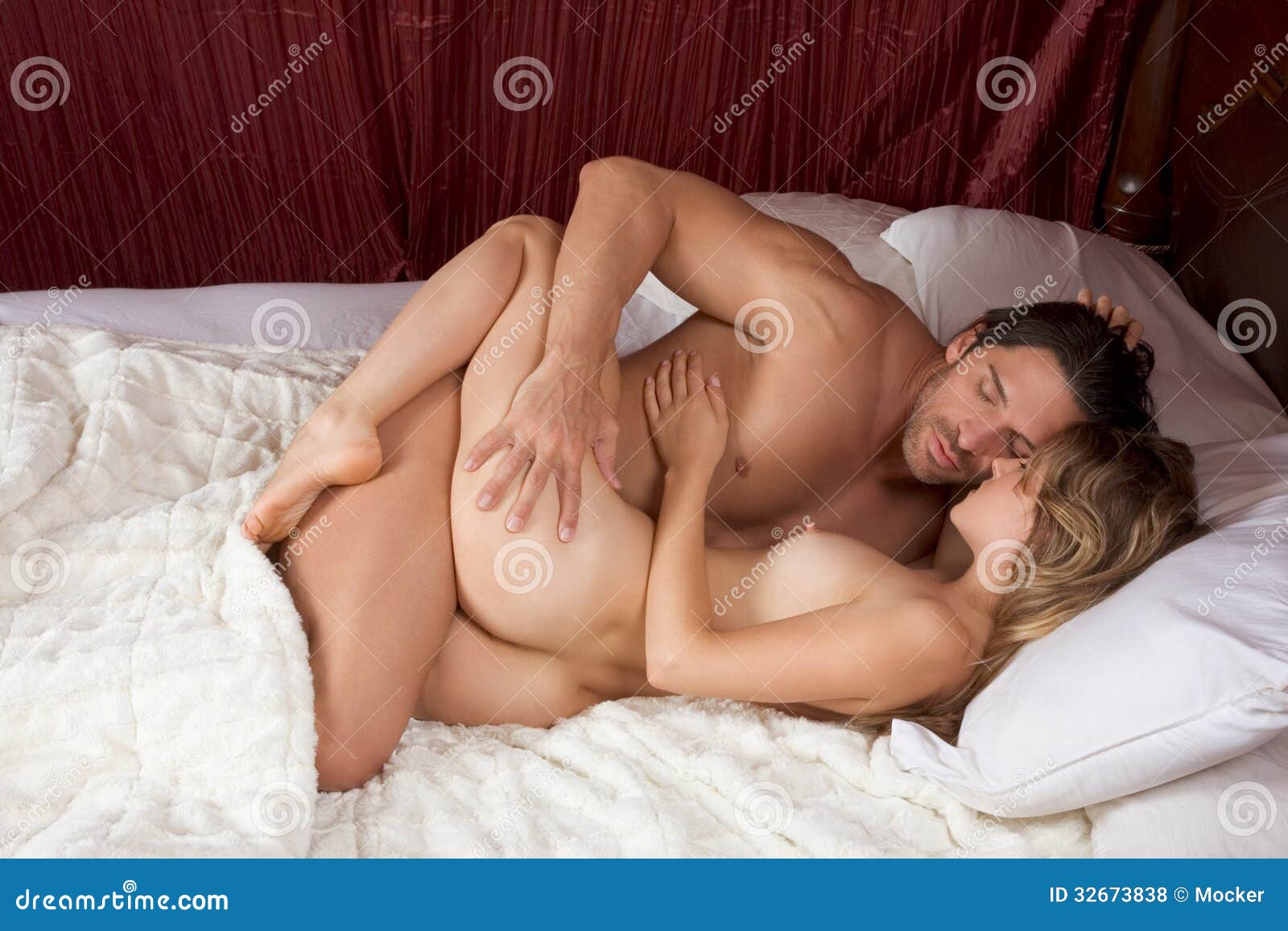 arsenio uy share sexy naked couples having sex photos