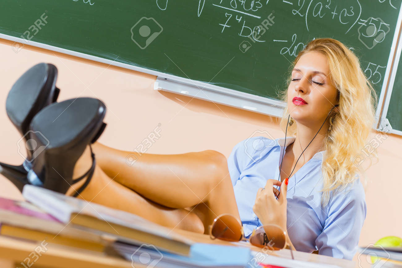 brenda harris recommends Sexy Teacher In Classroom