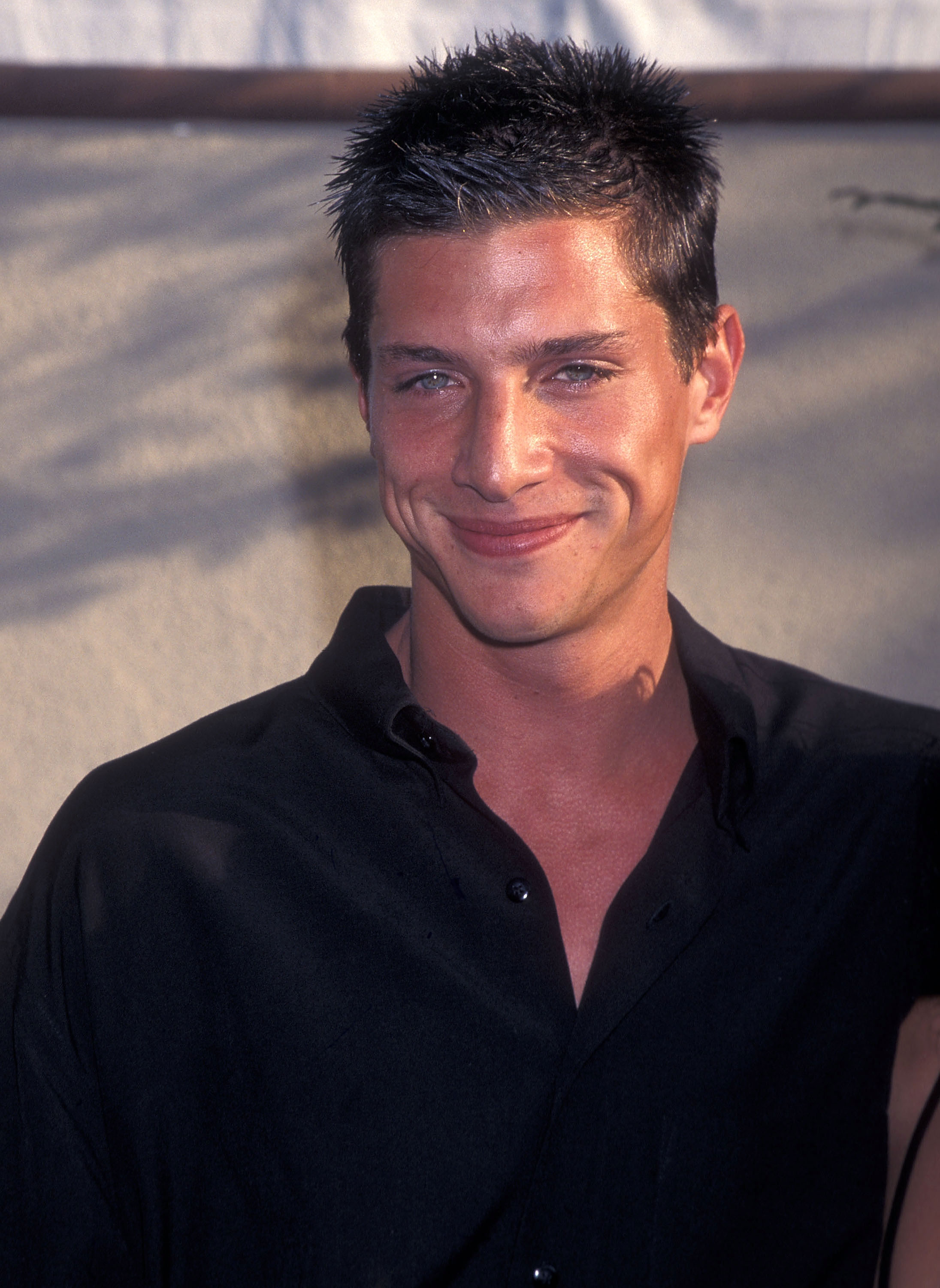 chris wesner recommends Simon Rex Nude