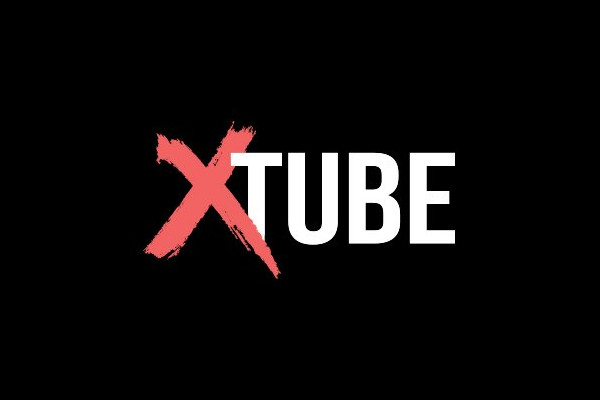 dan degloria share sites like x tube photos