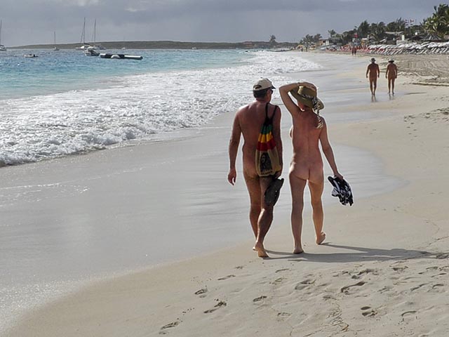 atiya batool add st maarten nude beach photo