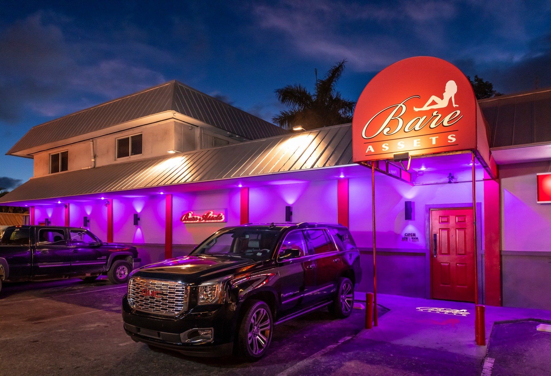 ali aldulaimi recommends Topless Bar Key West