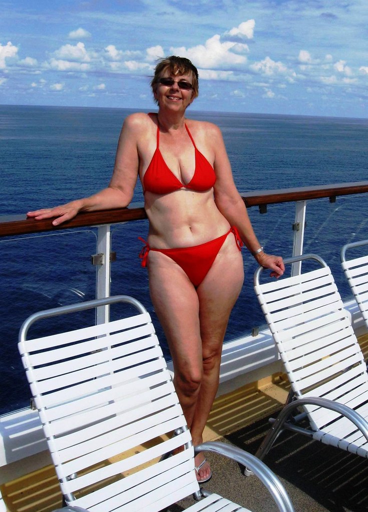 denise segura share wife bikini pics photos