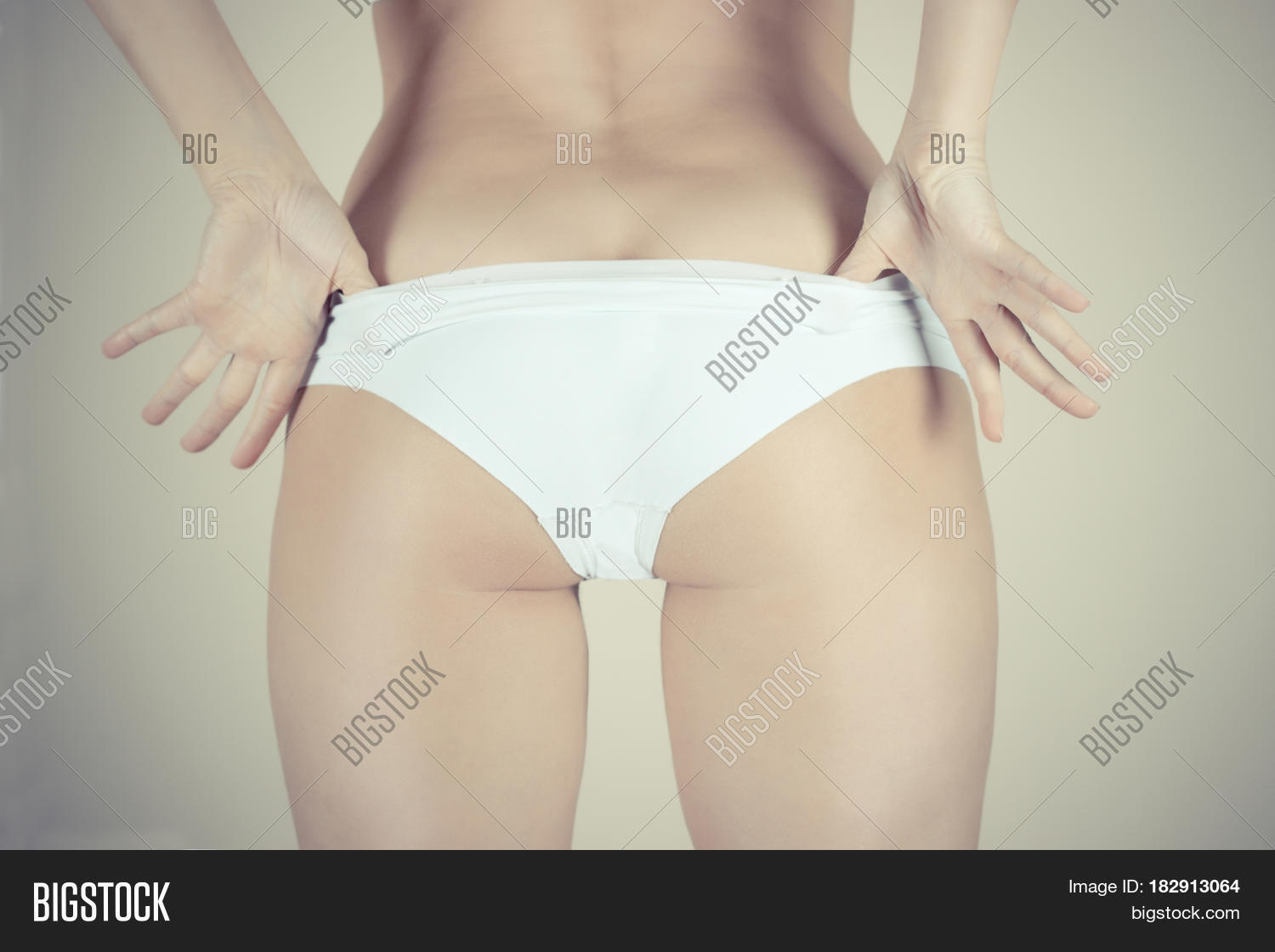 belinda downey share women taking off underwear photos
