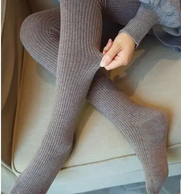 abd rahaman add wool tights with feet photo